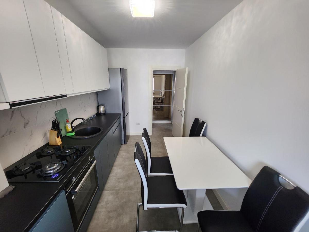 Near Airport 2 Rooms Apartments In Himson Ιάσιο Εξωτερικό φωτογραφία