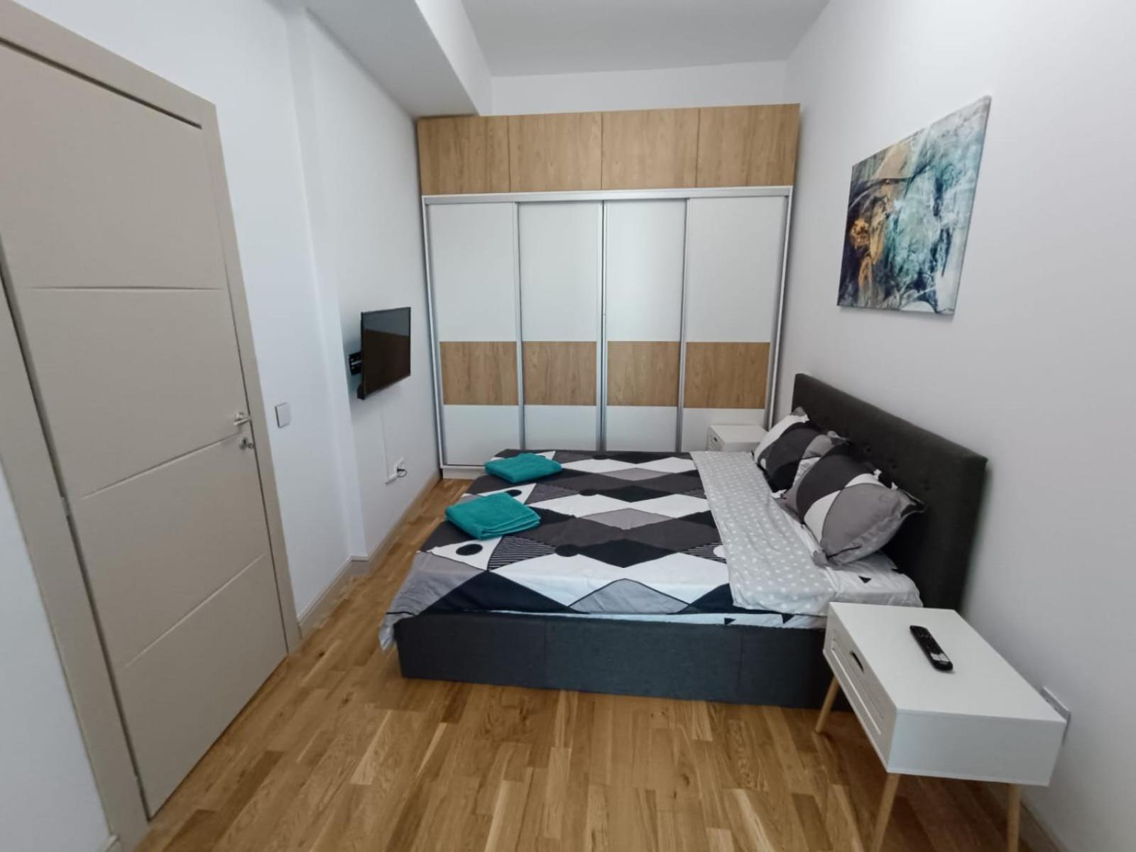 Near Airport 2 Rooms Apartments In Himson Ιάσιο Εξωτερικό φωτογραφία
